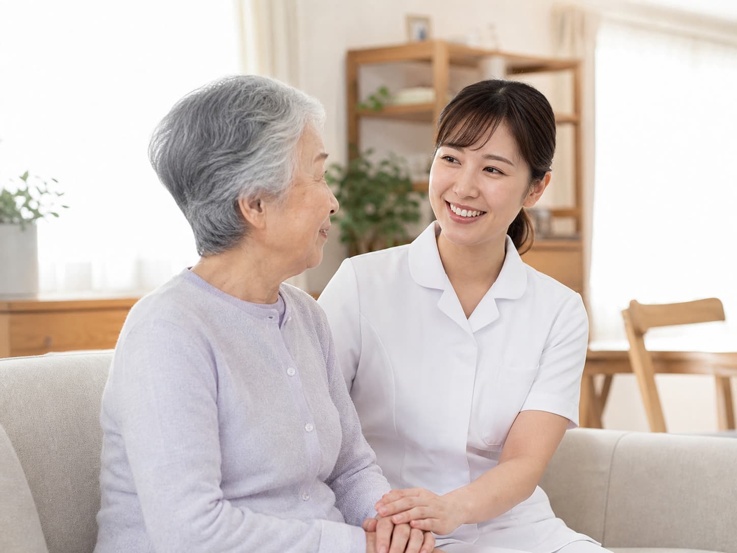 看護師がご自宅へうかがいます
